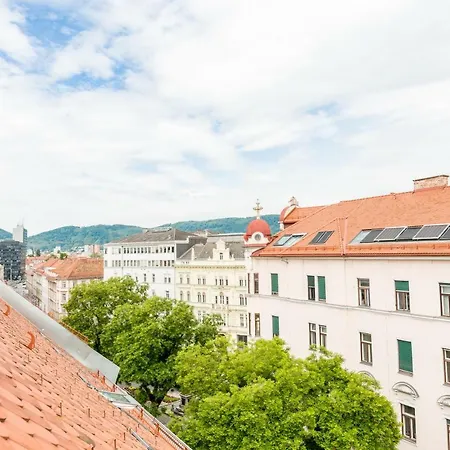 Große Dachgeschosswohnung Im Herzen Von * Graz